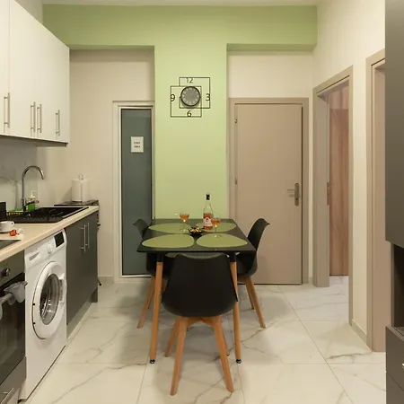 Apartment The Vibe Stylish 3br Balcony In Thesaloniki Thessaloniki